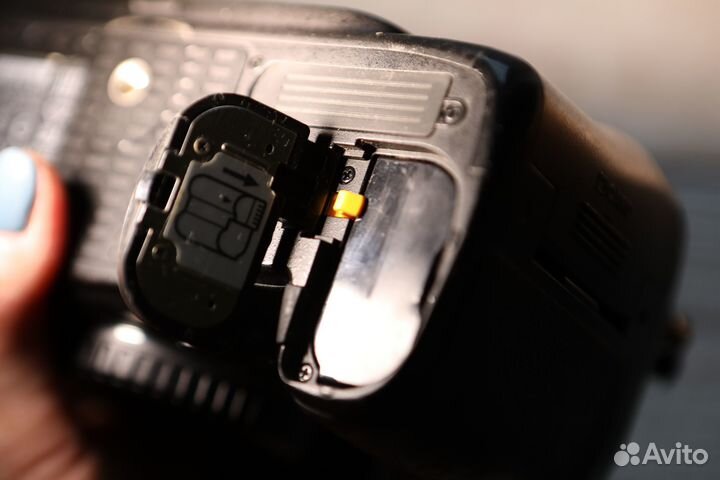 Nikon D610 body (пробег 128215)