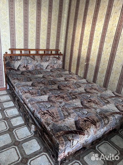 Кровать с ящиком