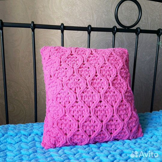 Интерьерная подушка