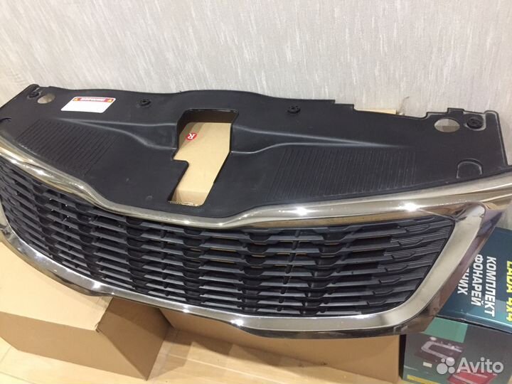Решётка радиатора Kia Rio 3 новая