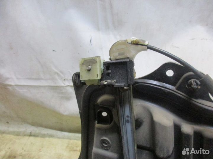 Стеклоподъемник электр. задний правый Mazda 6 (GH)