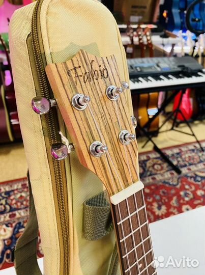 Укулеле Новая +Чехол