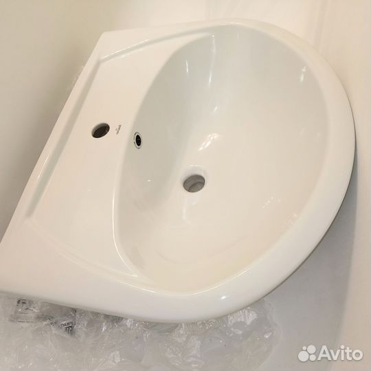 Раковина в ванную 60*55