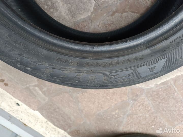 Zeta Azura 255/50 R19