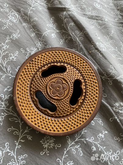 Редкая пепельница-курильница. Япония. Чугун