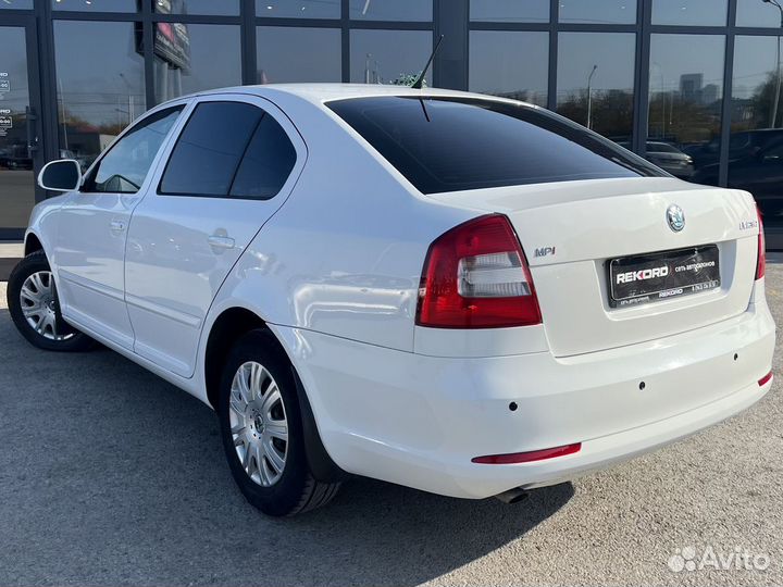 Skoda Octavia 1.6 AT, 2012, 225 058 км