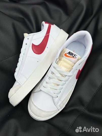 Nike Blazer Low 77 Vintage Team Red