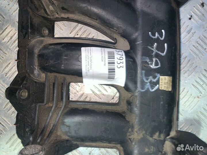 Впускной коллектор Mercedes W204