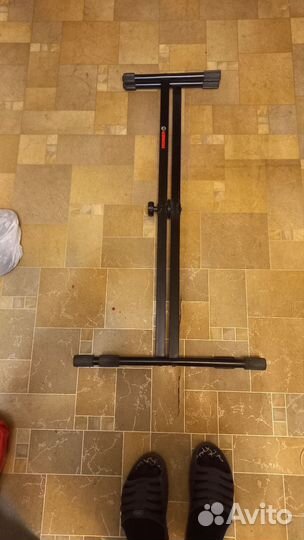 Стойка для синтезатора