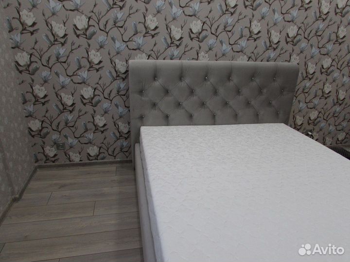 Кровать с механизмом