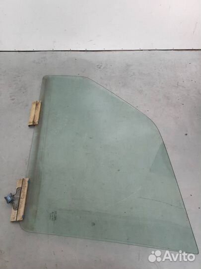 Стекло двери передней левой Land Rover Range Rover