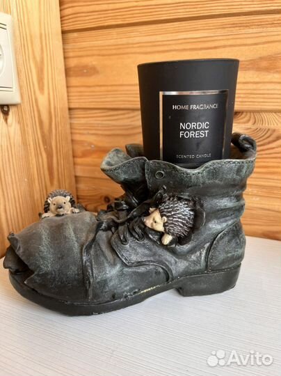 Кашпо/горшок для цветов, садовое украшение