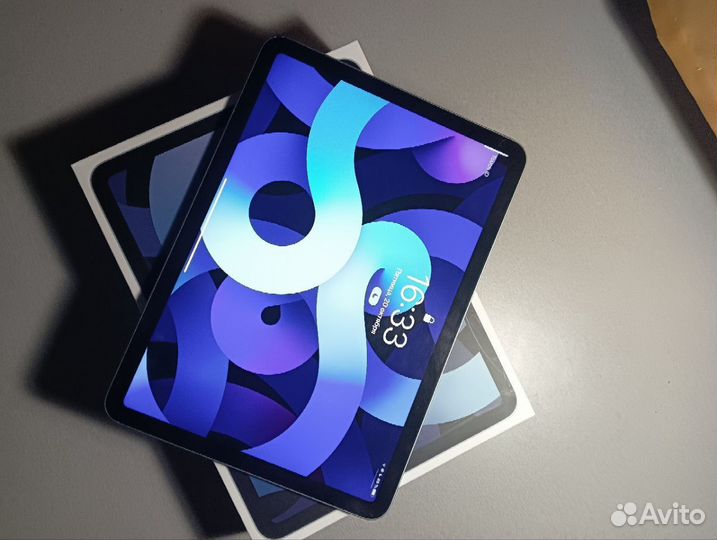 iPad Air(4-го поколения) Wi-Fi 64 гб 10.9 2020