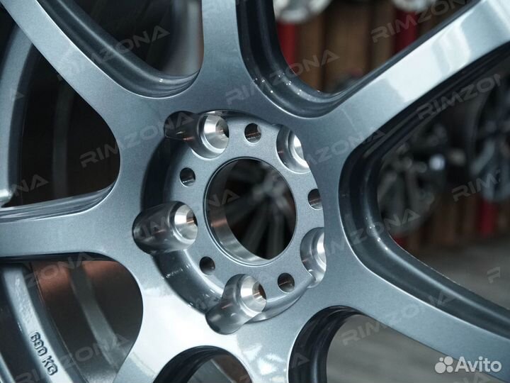 Литые диски Work R17 на Mitsubishi. Арт831