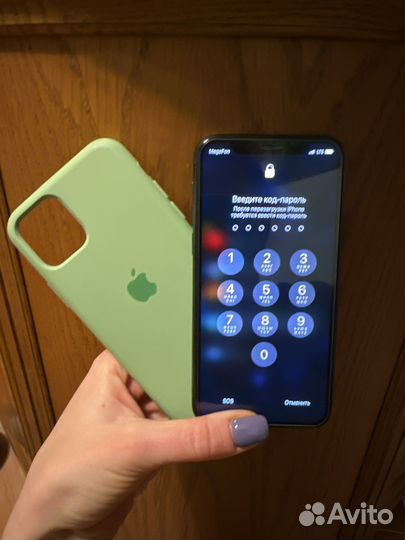 Телефон iPhone 11 pro на 64 серый