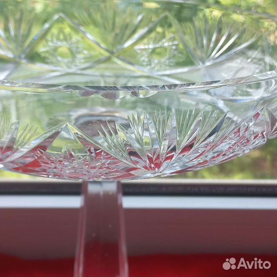 Ваза хрустальная на ножке СССР