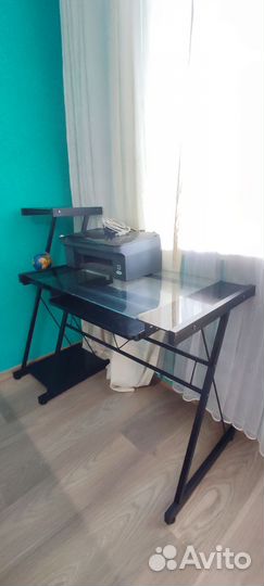 Компьютерный стол