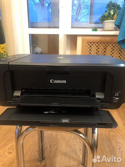 Цветной струйный принтер canon
