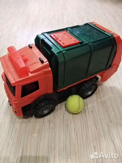 Большие машины. Мусоровоз. Автокран