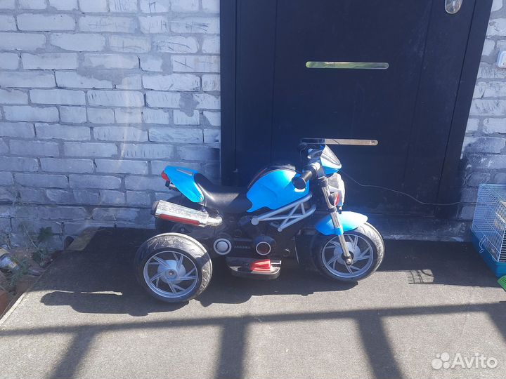 Детский электро квадроцикл бу