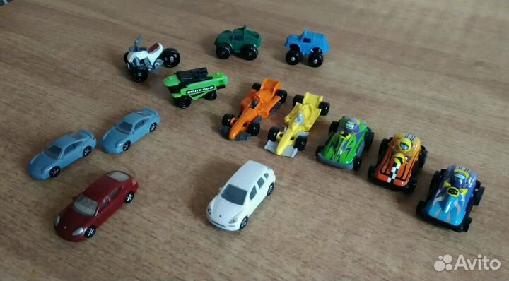 Машинки из киндер-сюрпризов
