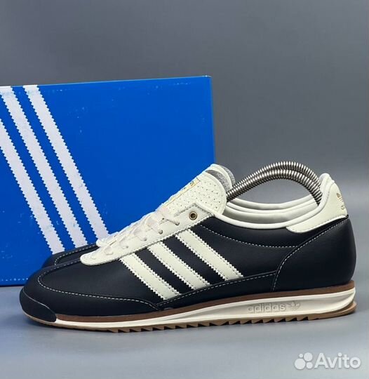 Новинка Adidas SL 72 Core Black Leather