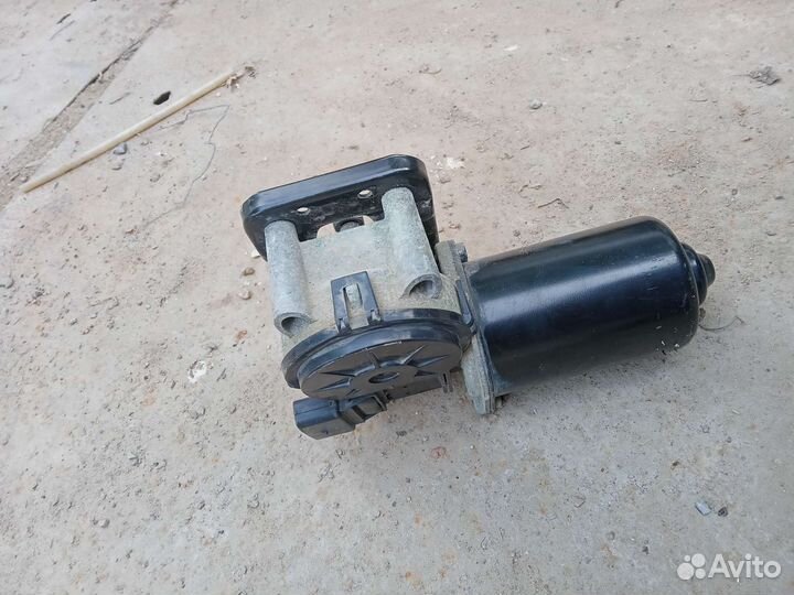 Моторчик трапеции дворников на kia ceed