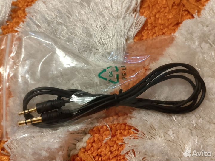Кабель AUX
