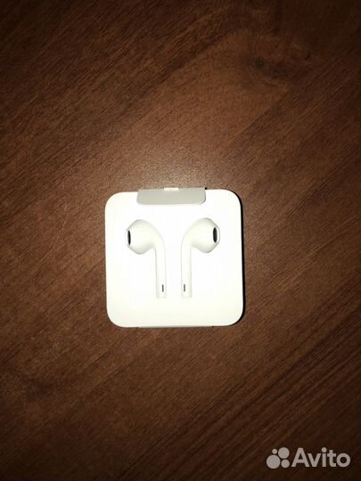 Наушники EarPods c Lightning