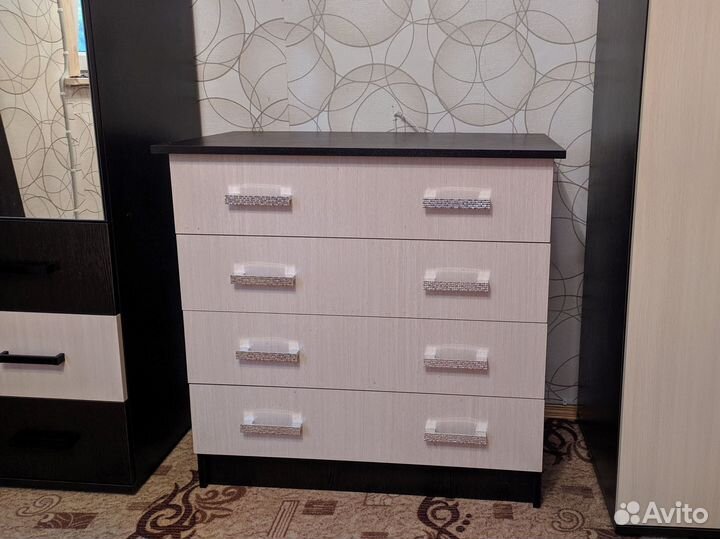 Комод 4 ящика