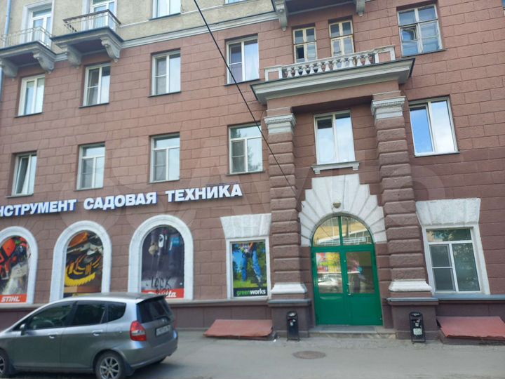 Красная линия, 1й этаж, отдельный вход