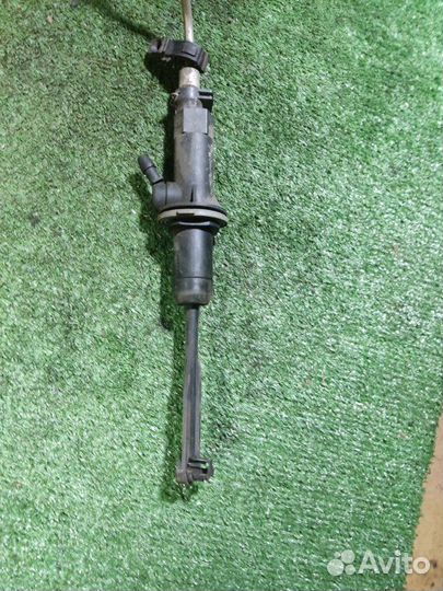 Цилиндр сцепления главный Renault Sandero