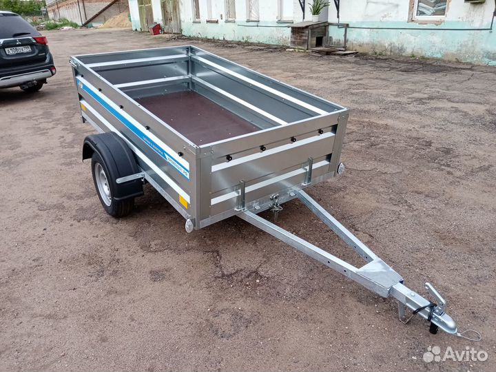 Прицеп Кремень 225х130х50 с тентом и колесами