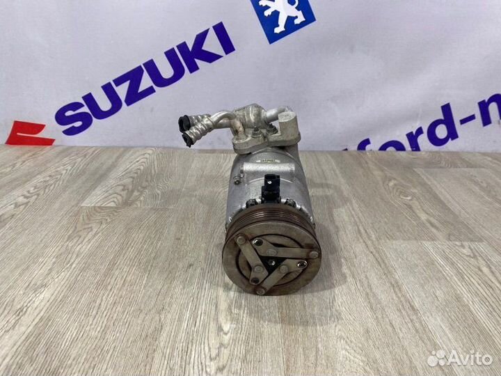 Компрессор кондиционера Ford Focus 3 pnda 2013