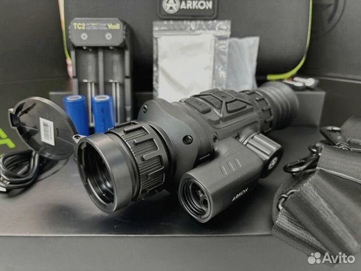 Тепловизор с дальномером Arkon Arma LR35L