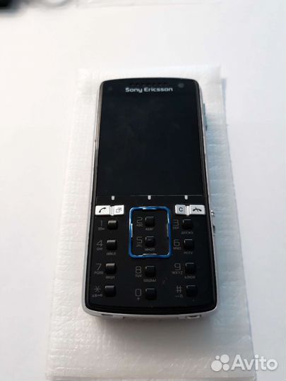 Телефон Sony Ericsson