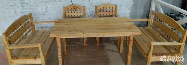 Комплект мебели из массива лиственницы