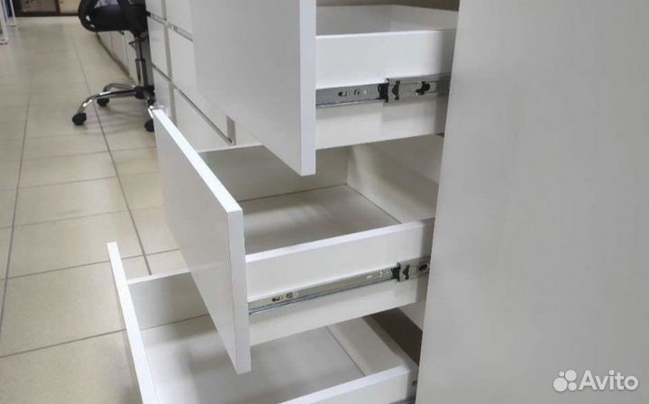 Комод белый новый