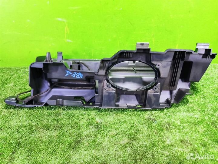 Кронштейн динамика volkswagen Caddy 4 2019