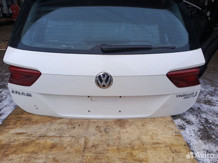Крышка дверь багажника Volkswagen Tiguan 2