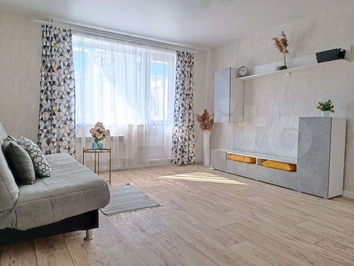 2-к. квартира, 43 м², 5/9 эт.