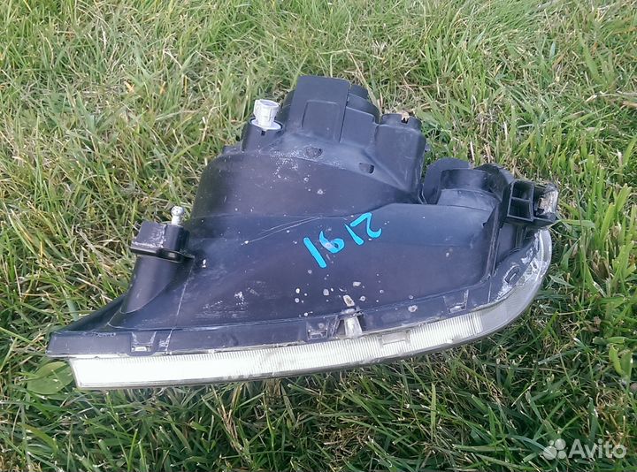 Фара Mitsubishi EK-Wagon, правая в Иркутске