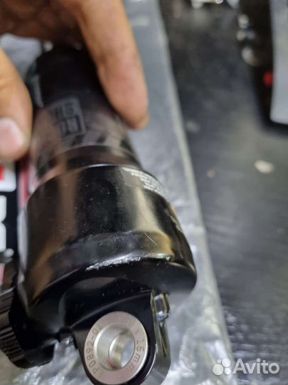 Задний амортизатор Rock Shox deluxe 230x60