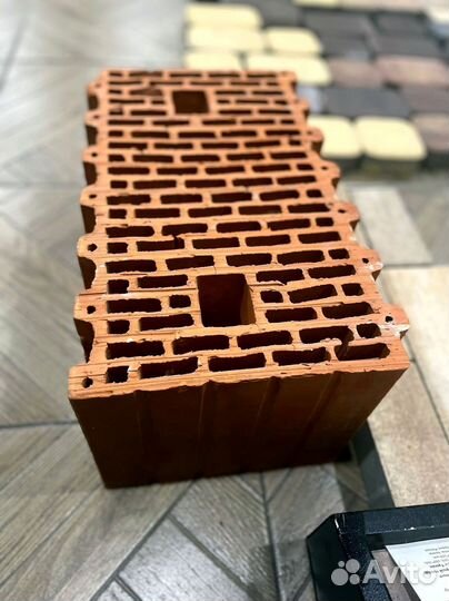 Теплый блок стеновой пустотелый Сталинградский 10,7 нф