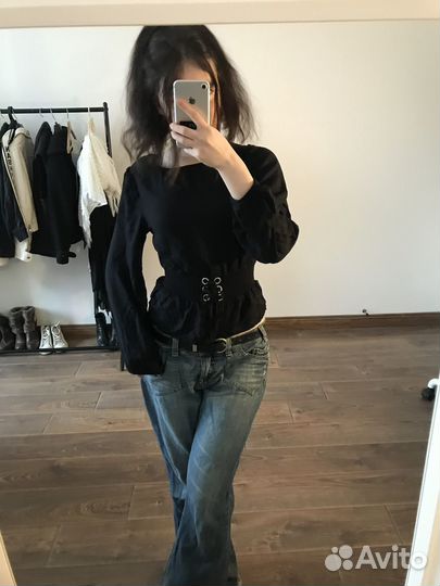 Кофта приталенная с завязками