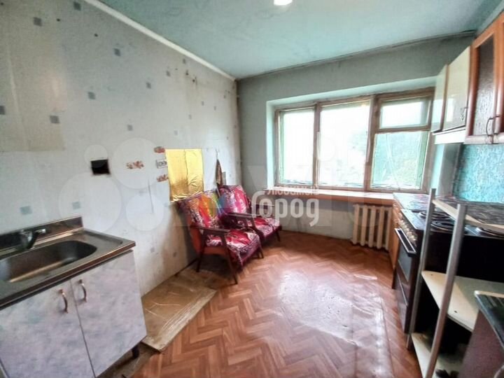 Комната 41 м² в 2-к., 3/5 эт.