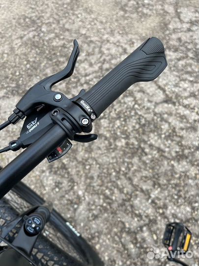 Велосипед новый 27,5 полуфэтбайк TT113