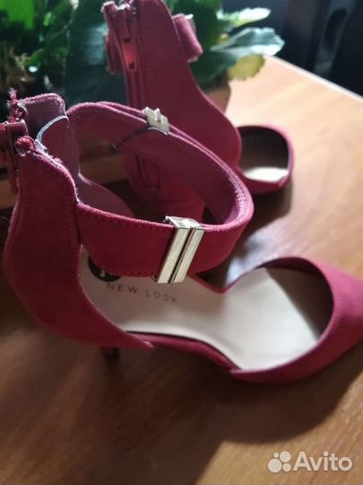 Красные туфли