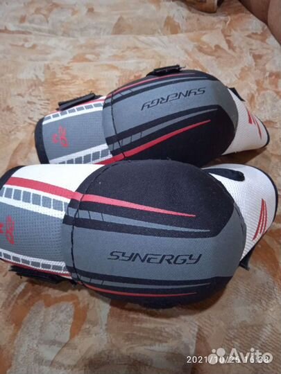 Налокотники хоккейные