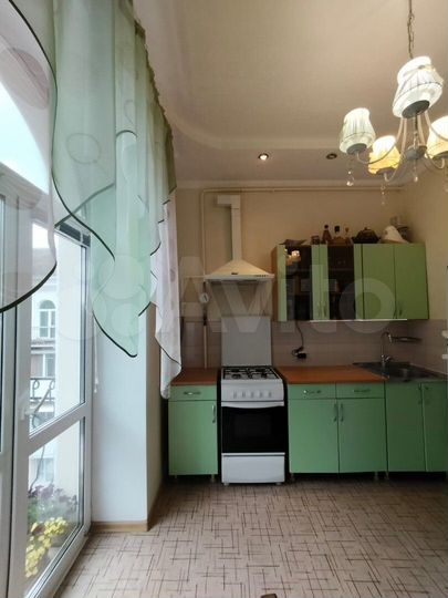 2-к. квартира, 66,4 м², 4/4 эт.